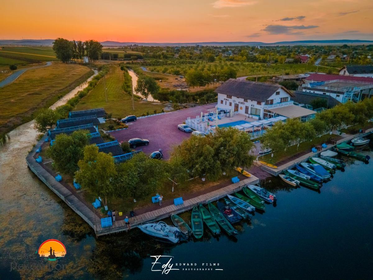 Casa Pescarilor Hotel Lunca  ภายนอก รูปภาพ